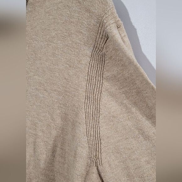 Gap Tan Heather Acrylic Turtleneck Sweater with seam detailing XL - Picture 4 of 4